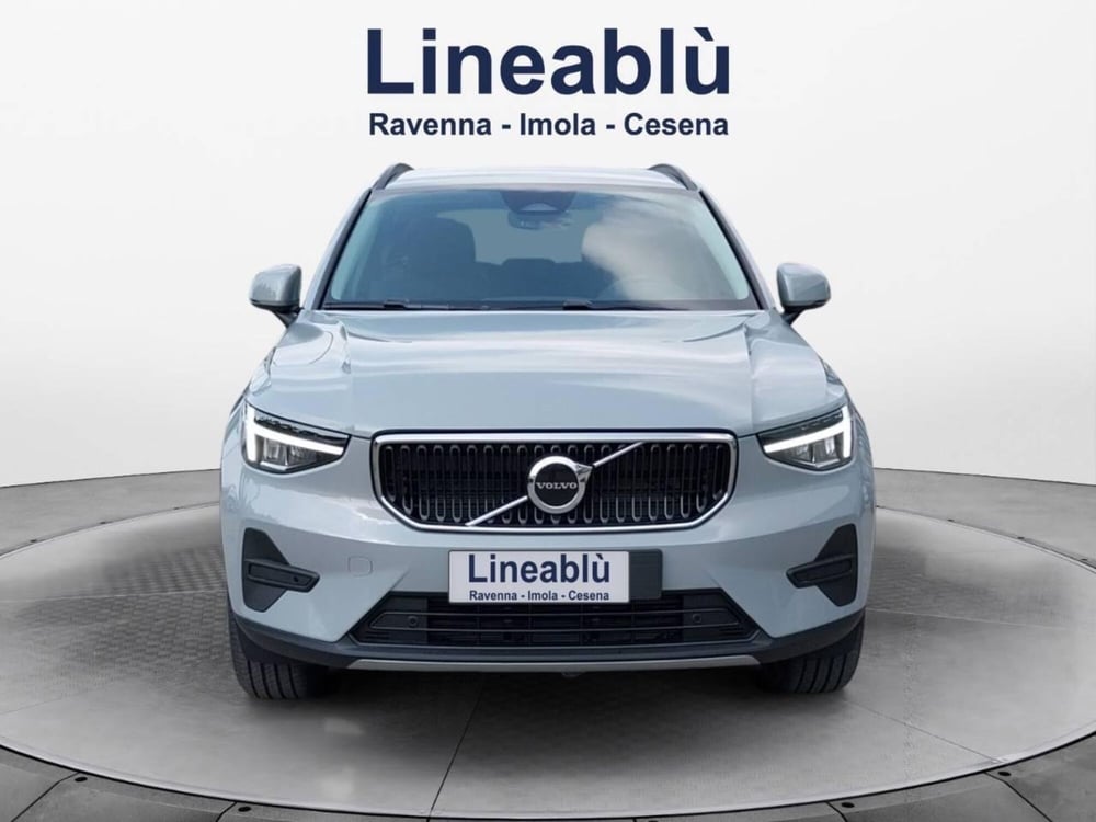 Volvo XC40 nuova a Ravenna (8)