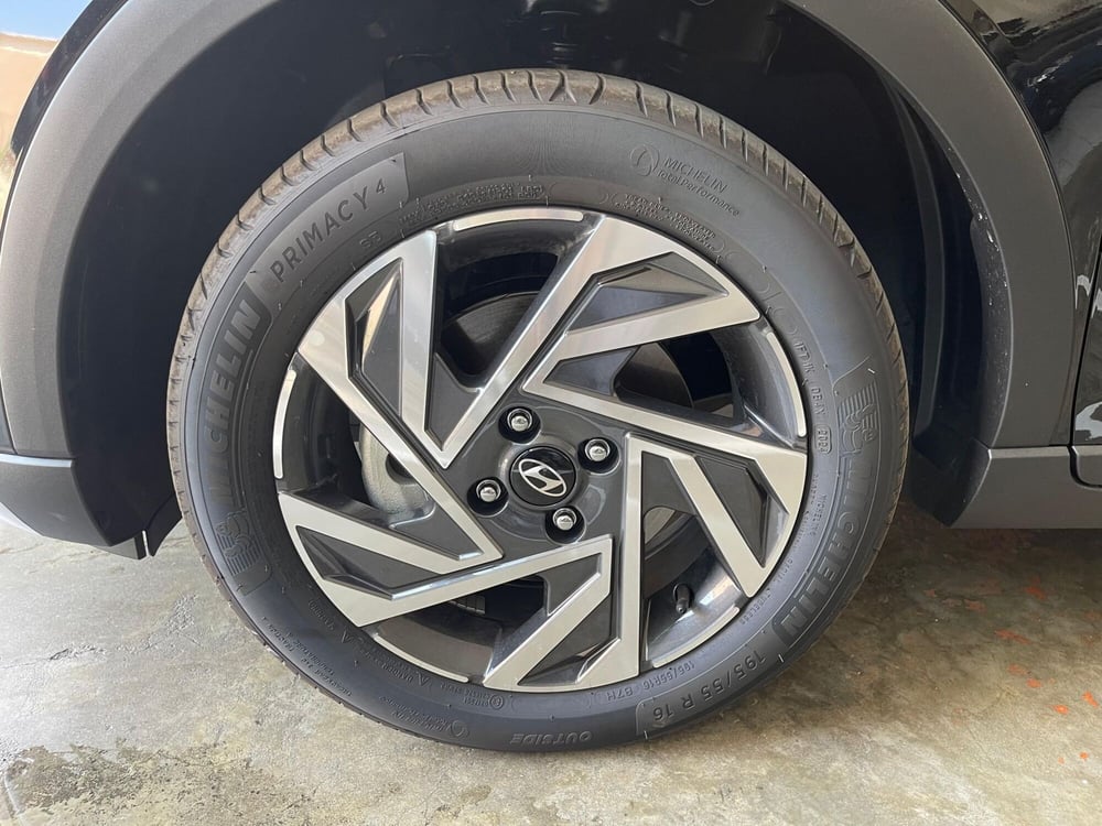 Hyundai Bayon nuova a Cremona (7)