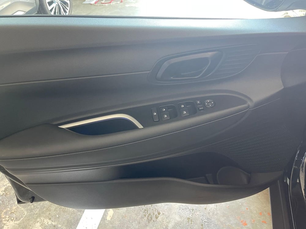 Hyundai Bayon nuova a Cremona (9)