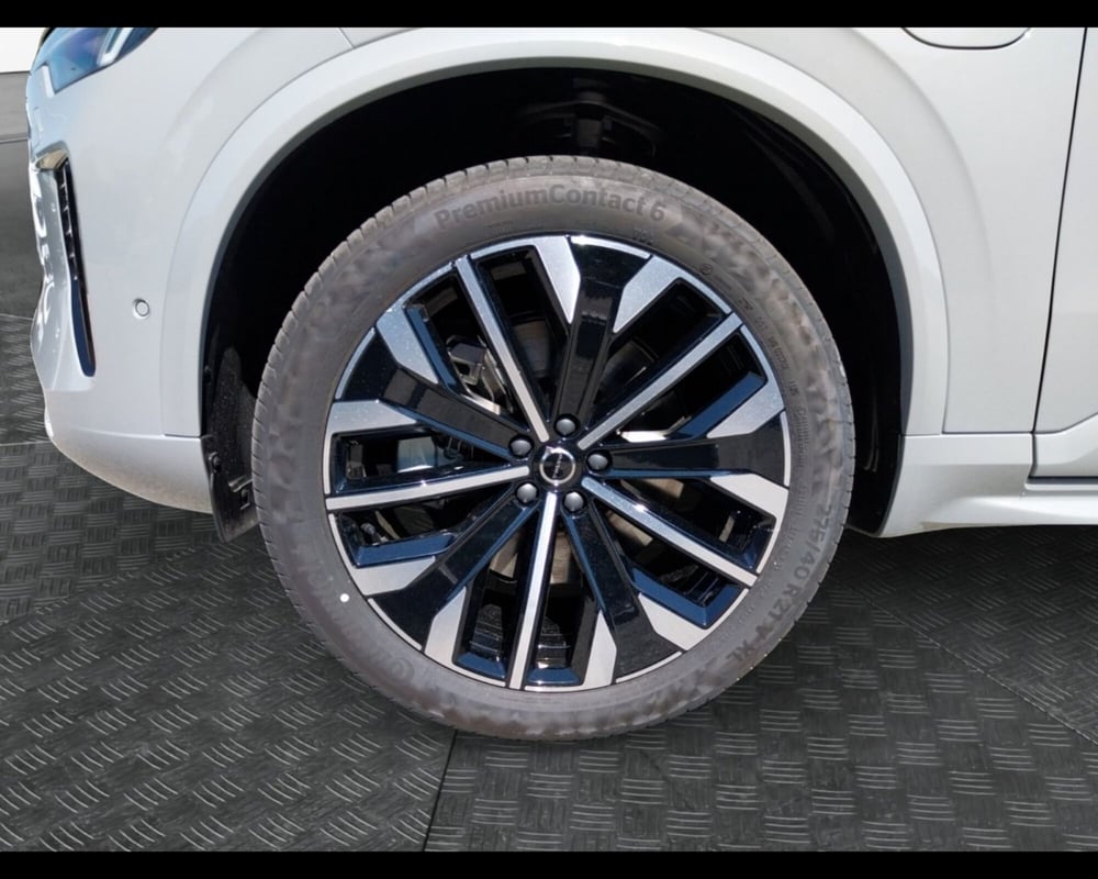 Volvo XC90 nuova a Bologna (9)