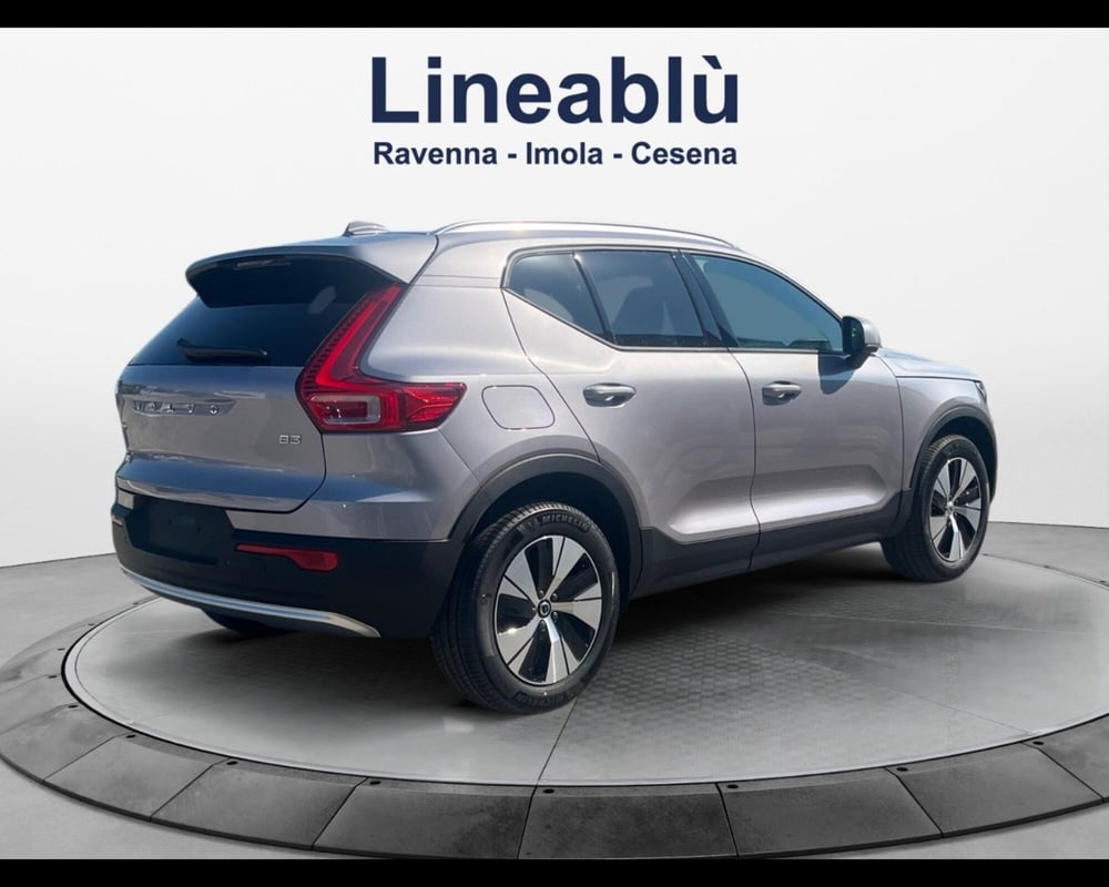 Volvo XC40 nuova a Ravenna (5)