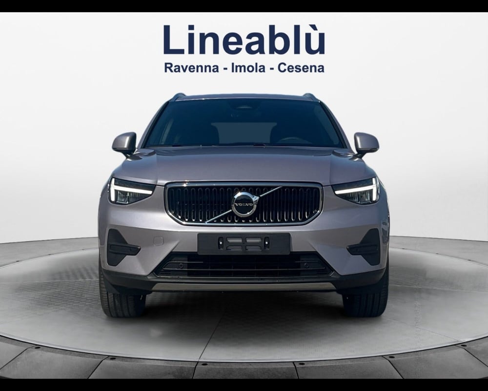 Volvo XC40 nuova a Ravenna (8)