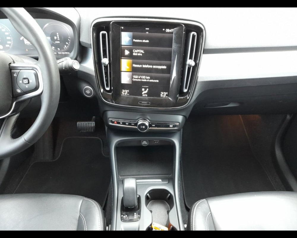 Volvo XC40 usata a Ravenna (11)