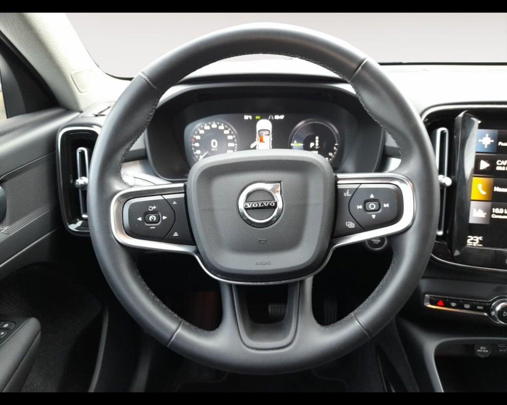 Volvo XC40 usata a Ravenna (12)