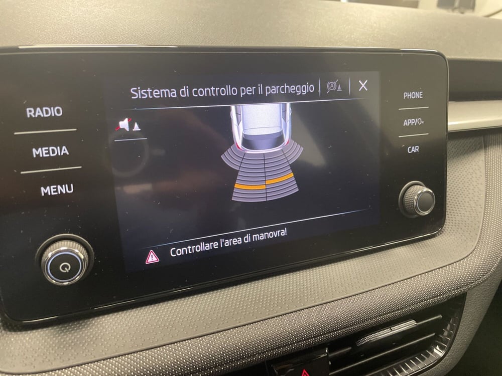 Skoda Fabia usata a Varese (9)