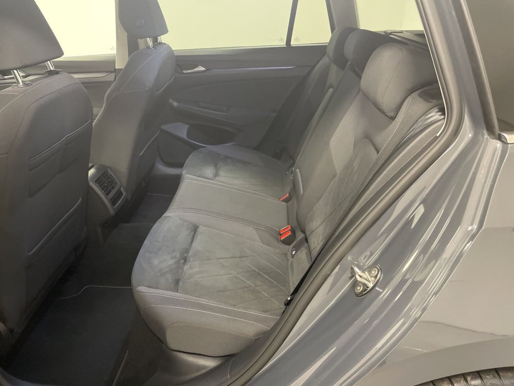 Volkswagen Golf Variant usata a Varese (11)