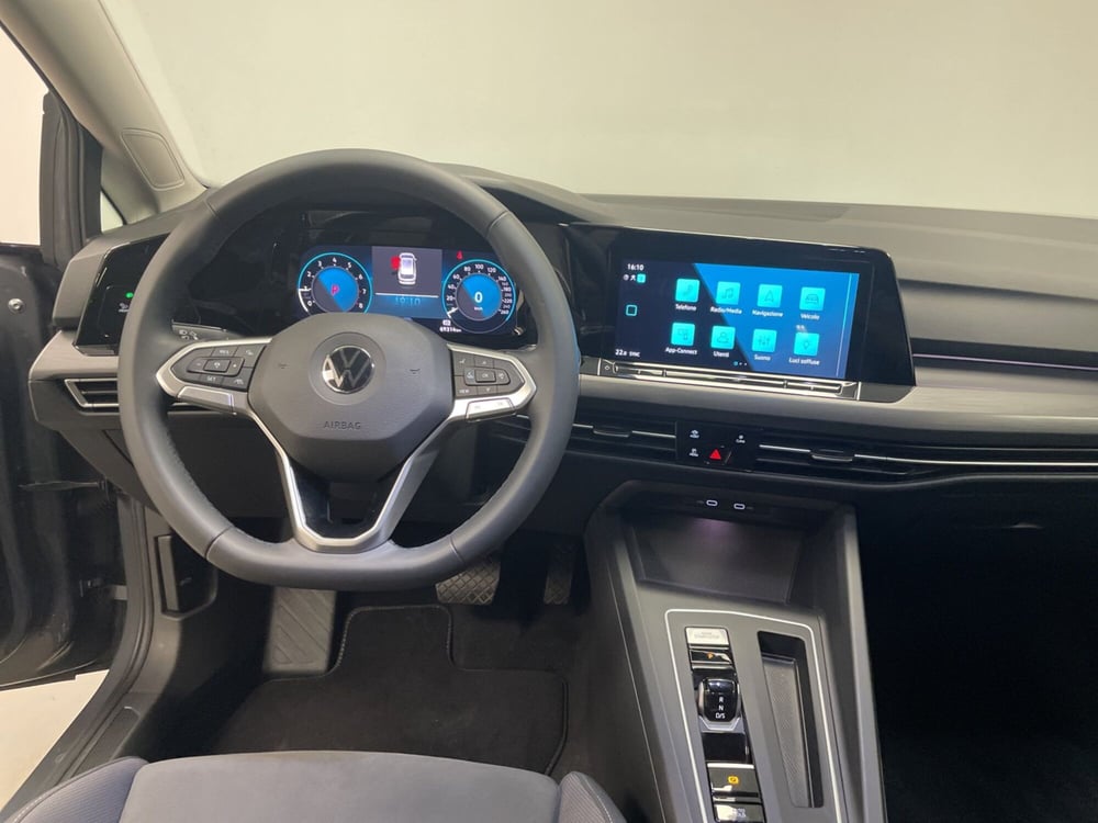 Volkswagen Golf Variant usata a Varese (16)