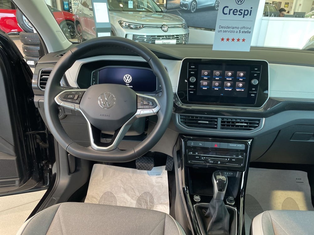 Volkswagen T-Cross usata a Varese (12)