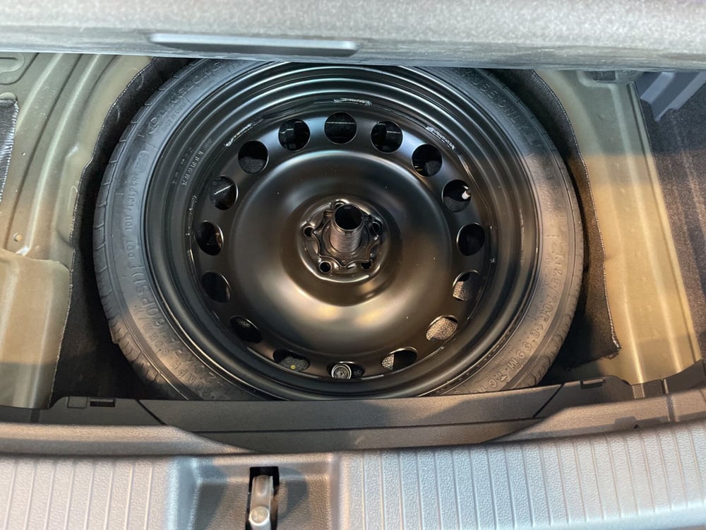 Volkswagen T-Cross usata a Varese (8)