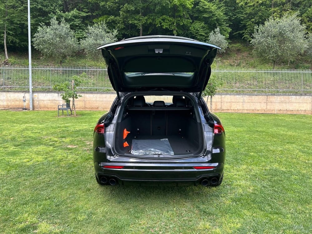 Maserati Grecale nuova a Salerno (13)