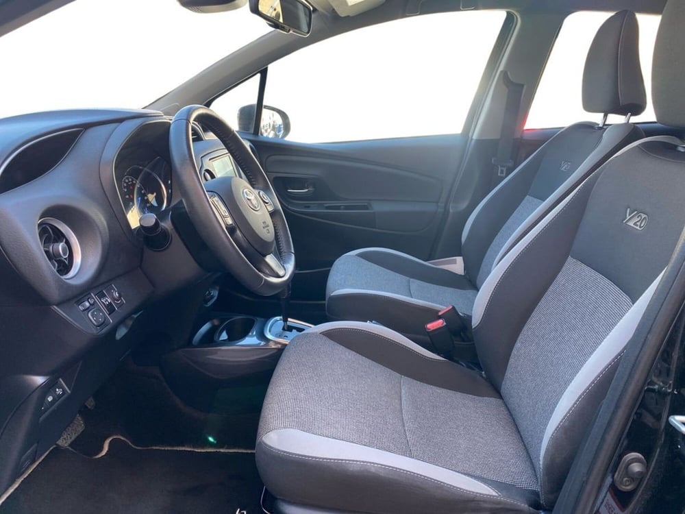 Toyota Yaris usata a Firenze (9)