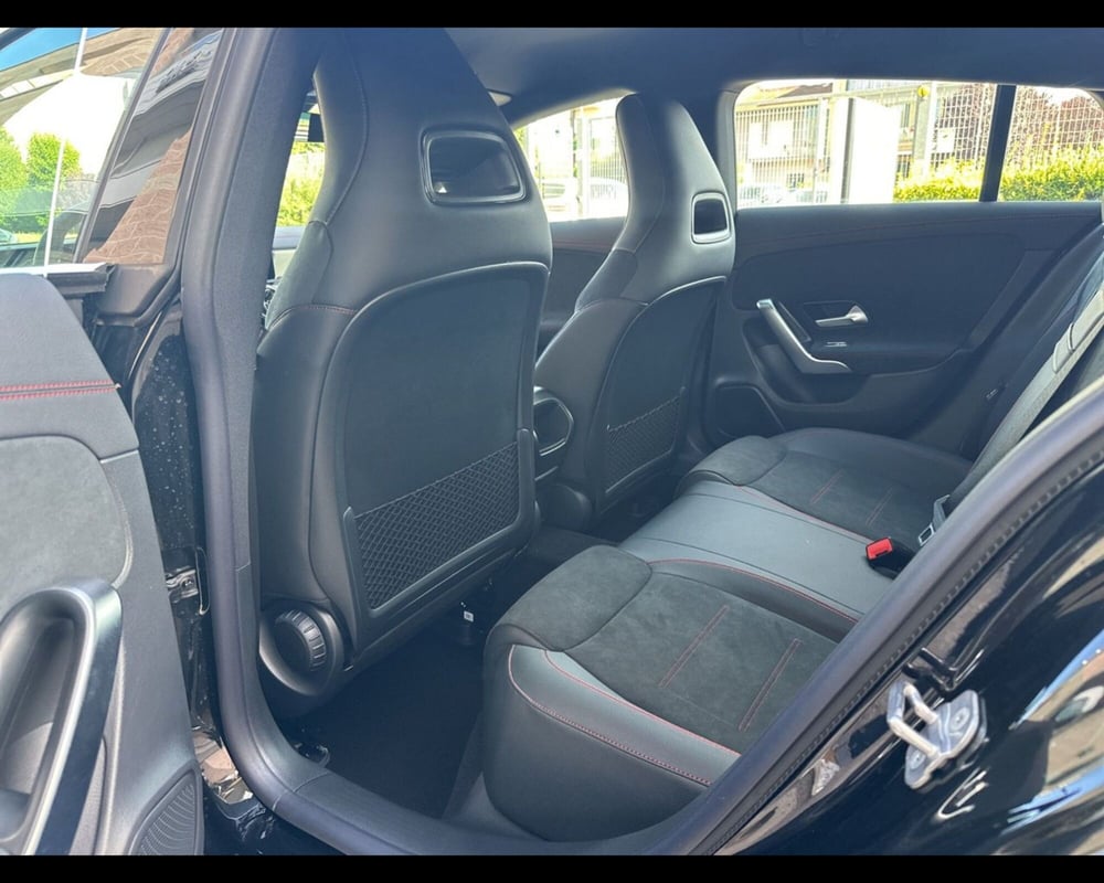 Mercedes-Benz CLA Shooting Brake usata a Firenze (11)