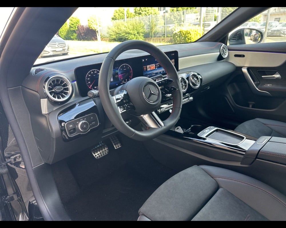 Mercedes-Benz CLA Shooting Brake usata a Firenze (9)