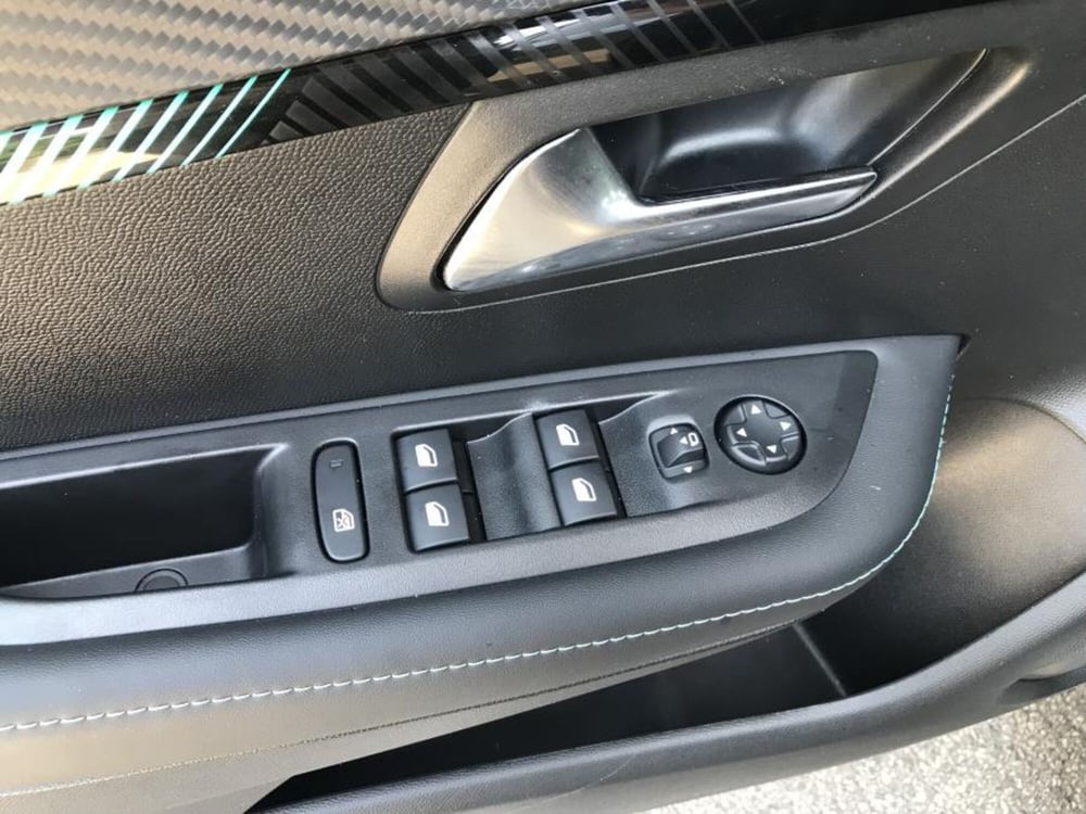 Peugeot 208 usata a Cuneo (9)