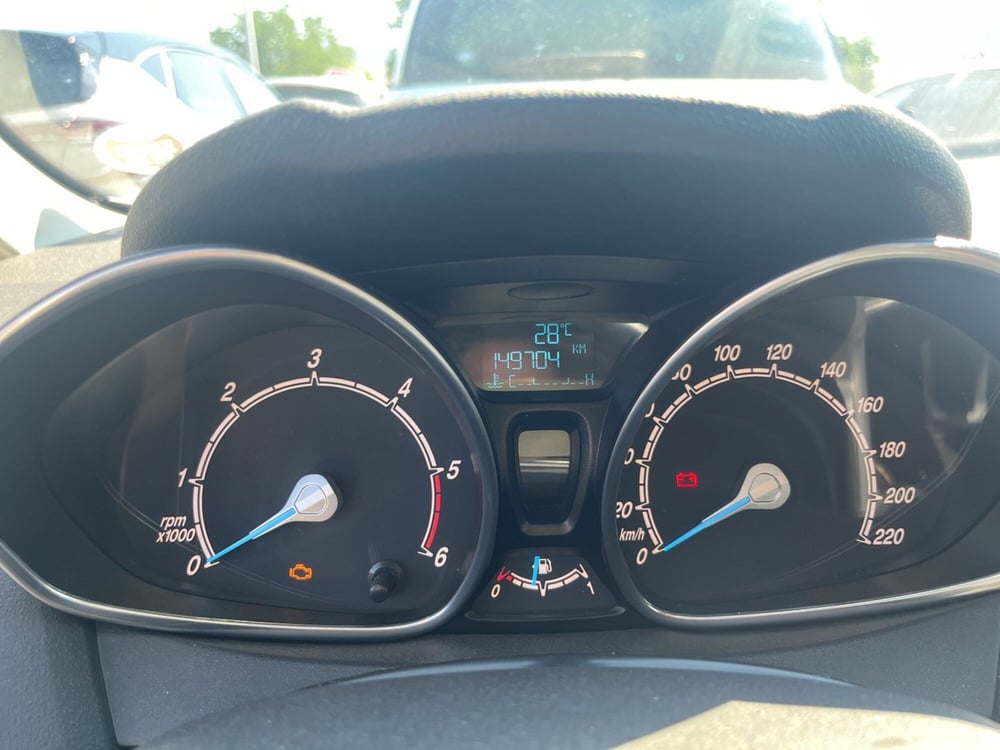 Ford Fiesta usata a L'Aquila (16)