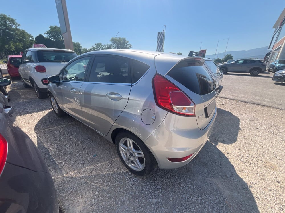 Ford Fiesta usata a L'Aquila (2)