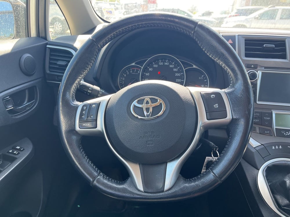 Toyota Verso-S usata a L'Aquila (14)