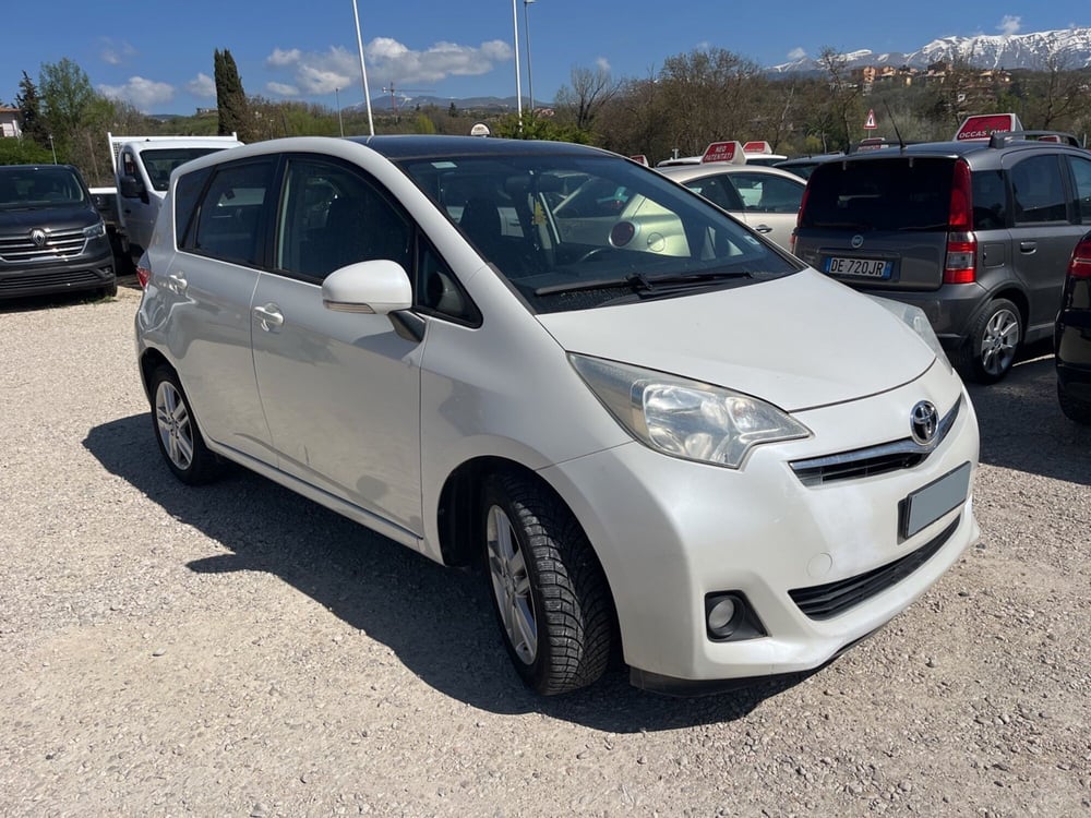 Toyota Verso-S usata a L'Aquila (6)