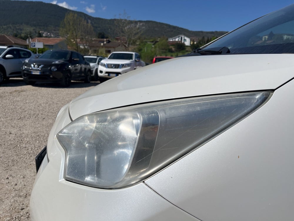 Toyota Verso-S usata a L'Aquila (9)