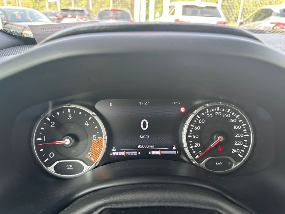 Jeep Renegade usata a Ancona (11)