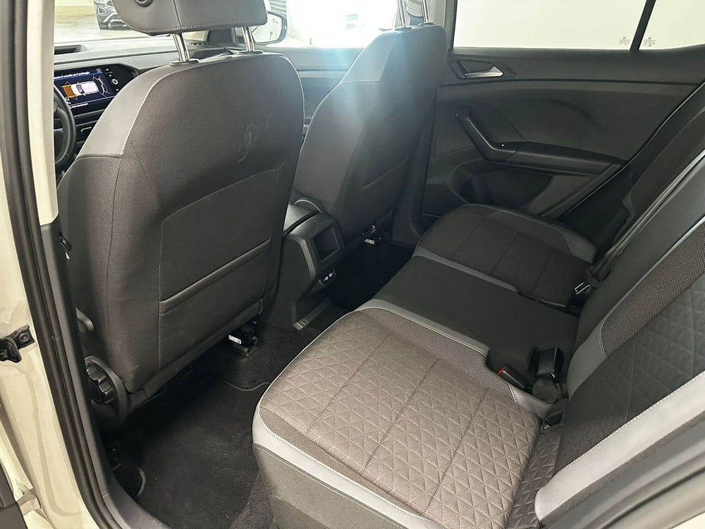 Volkswagen T-Cross usata a L'Aquila (11)