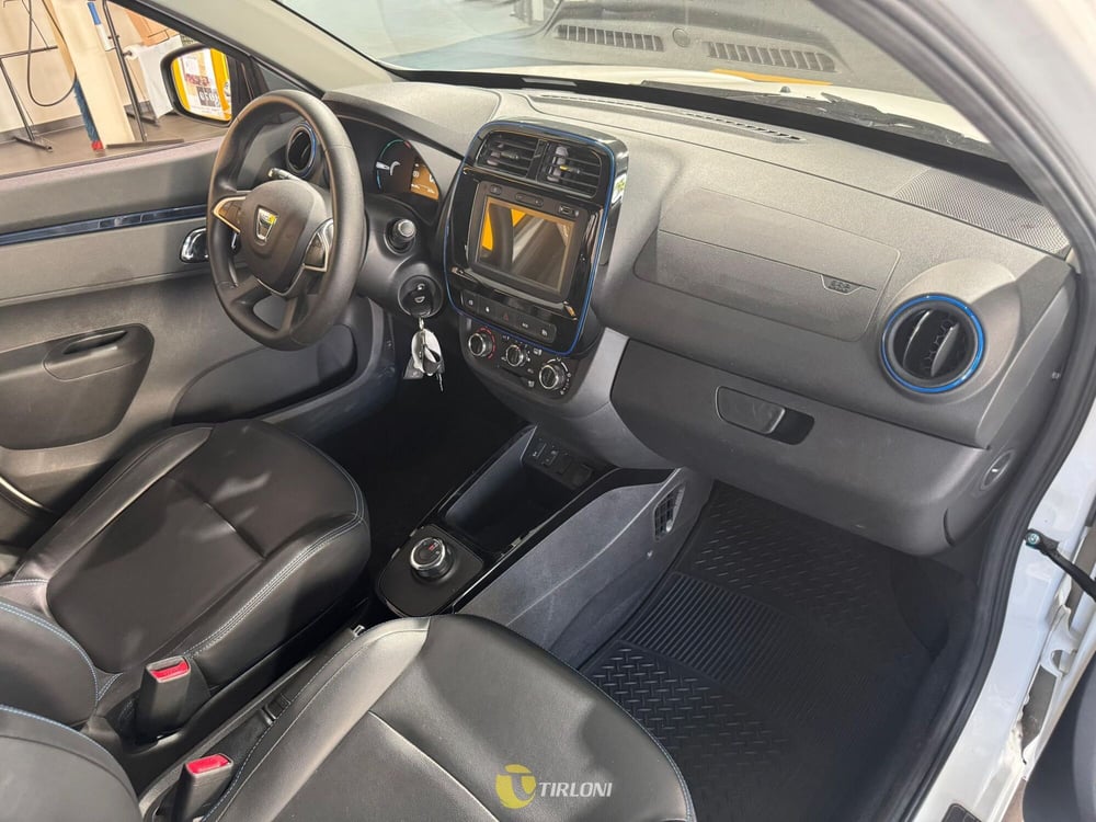 Dacia Spring usata a Milano (12)