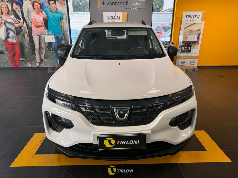 Dacia Spring usata a Milano (6)