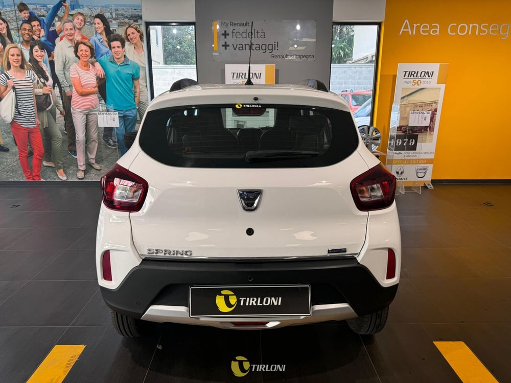 Dacia Spring usata a Milano (7)