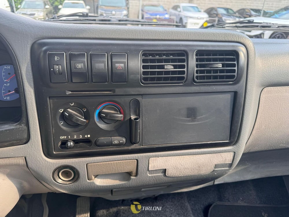 Kia K2500 usata a Milano (12)