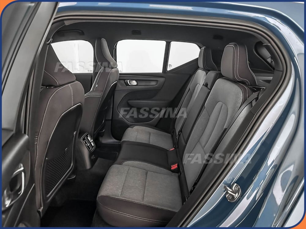 Volvo XC40 usata a Milano (11)