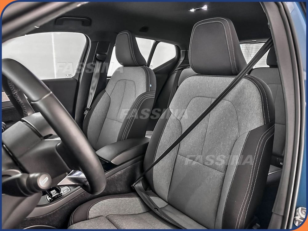 Volvo XC40 usata a Milano (8)