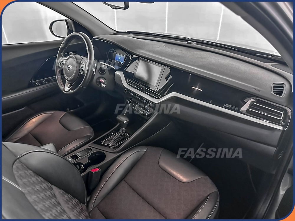Kia Niro usata a Milano (13)