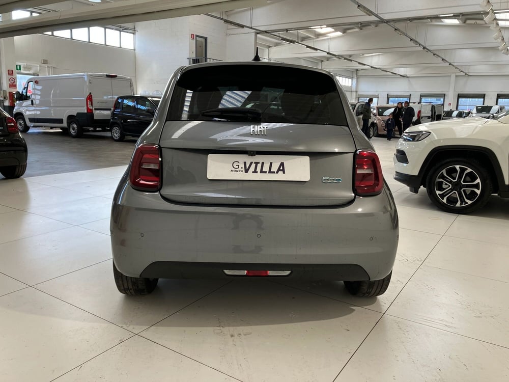 Fiat 500e usata a Monza e Brianza (4)