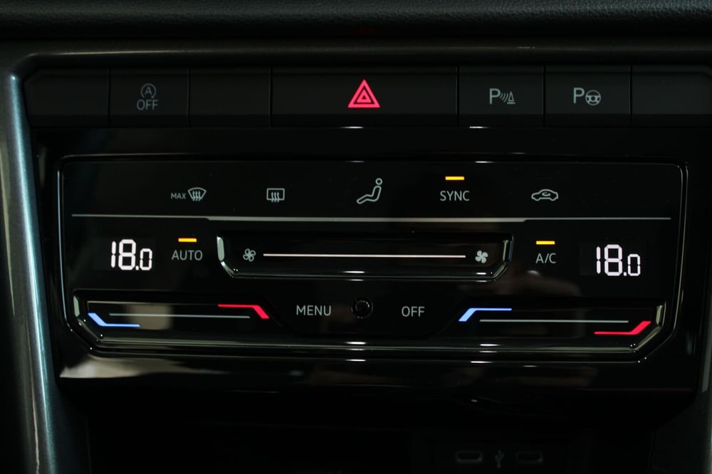 Volkswagen T-Roc nuova a Agrigento (11)