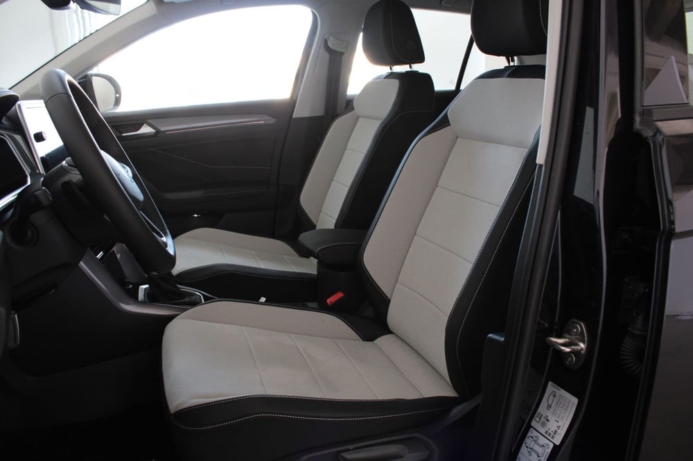 Volkswagen T-Roc nuova a Agrigento (7)