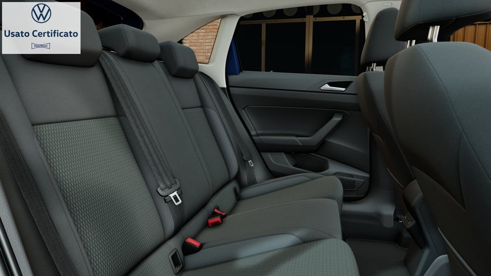 Volkswagen Taigo nuova a Genova (9)