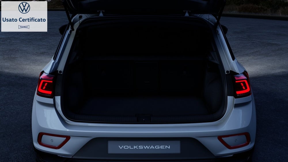 Volkswagen T-Roc nuova a Genova (15)