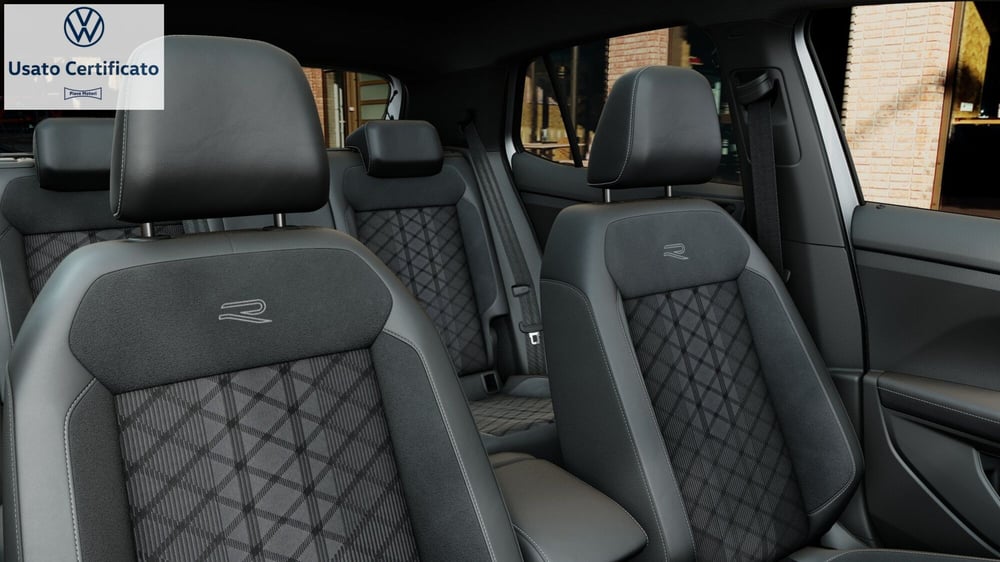 Volkswagen T-Cross nuova a Genova (13)