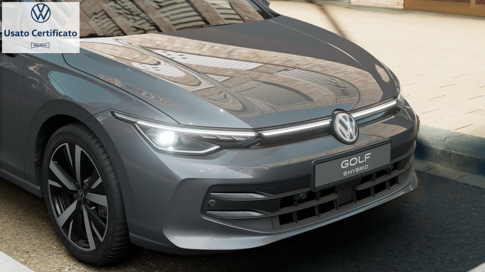Volkswagen Golf nuova a Genova (12)
