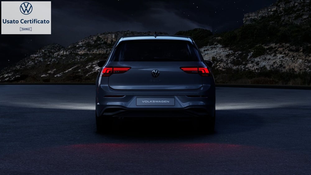 Volkswagen Golf nuova a Genova (16)