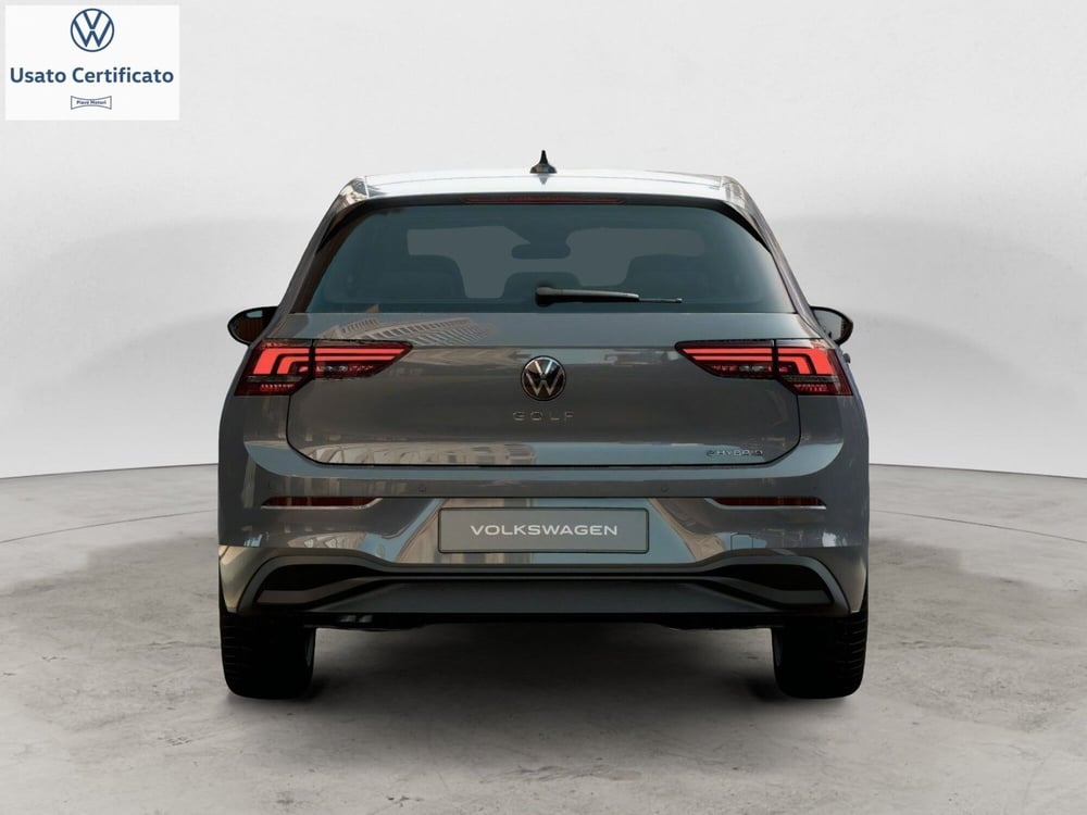 Volkswagen Golf nuova a Genova (6)