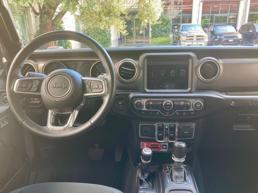 Jeep Wrangler Unlimited usata a Monza e Brianza (14)