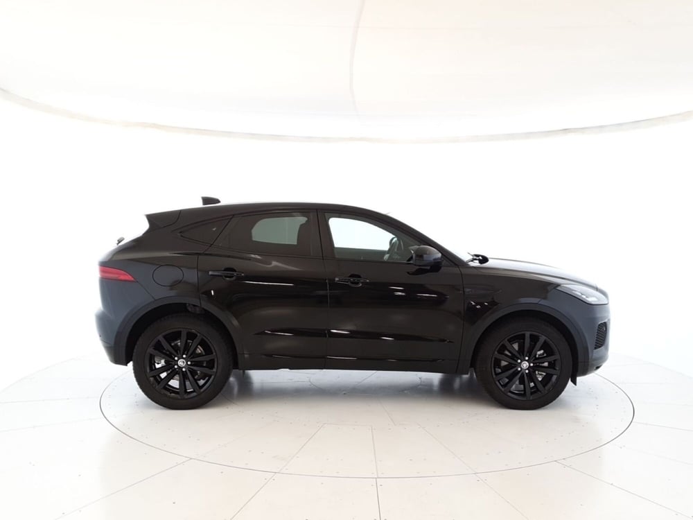 Jaguar E-Pace usata a Monza e Brianza (6)