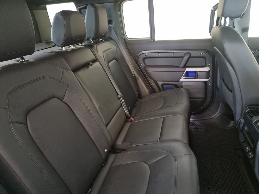 Land Rover Defender usata a Cuneo (5)