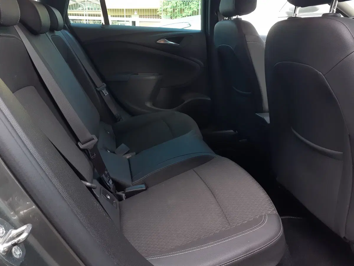 Opel Astra Station Wagon usata a Modena (10)