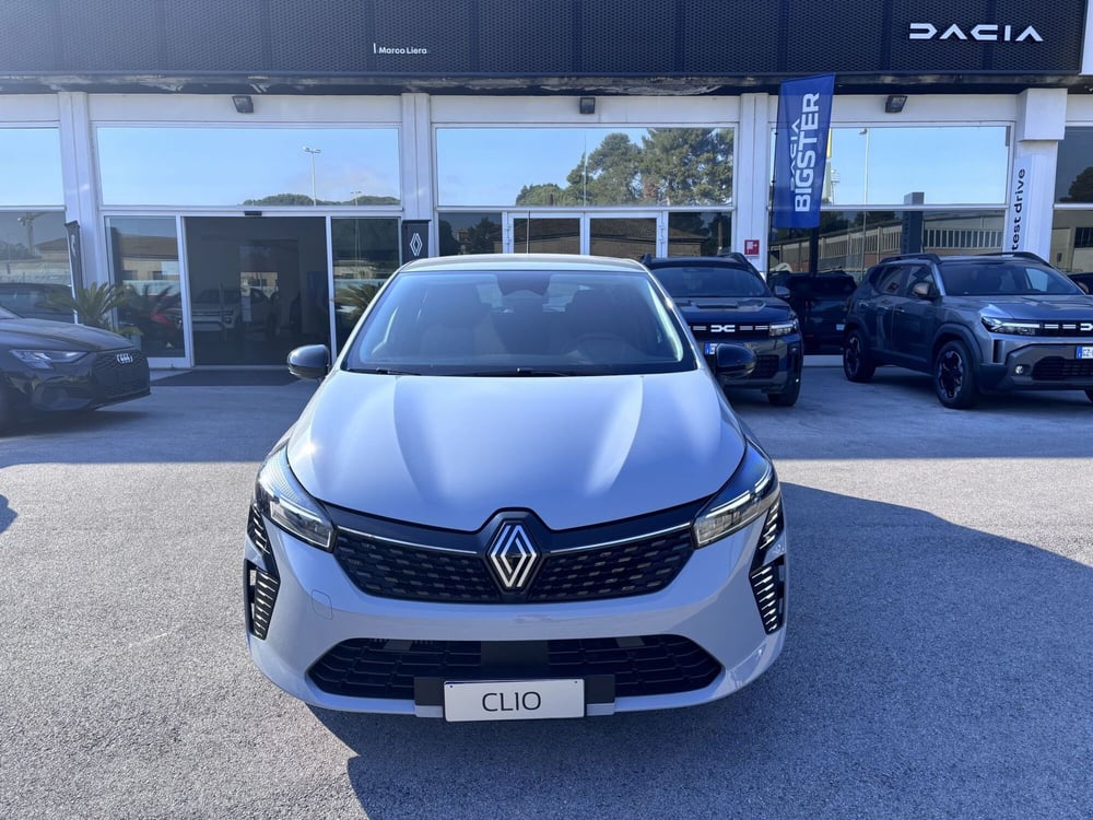 Renault Clio nuova a Ancona (2)