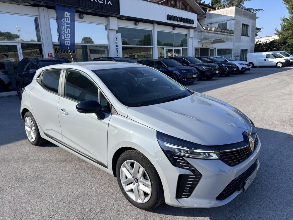 Renault Clio nuova a Ancona (3)