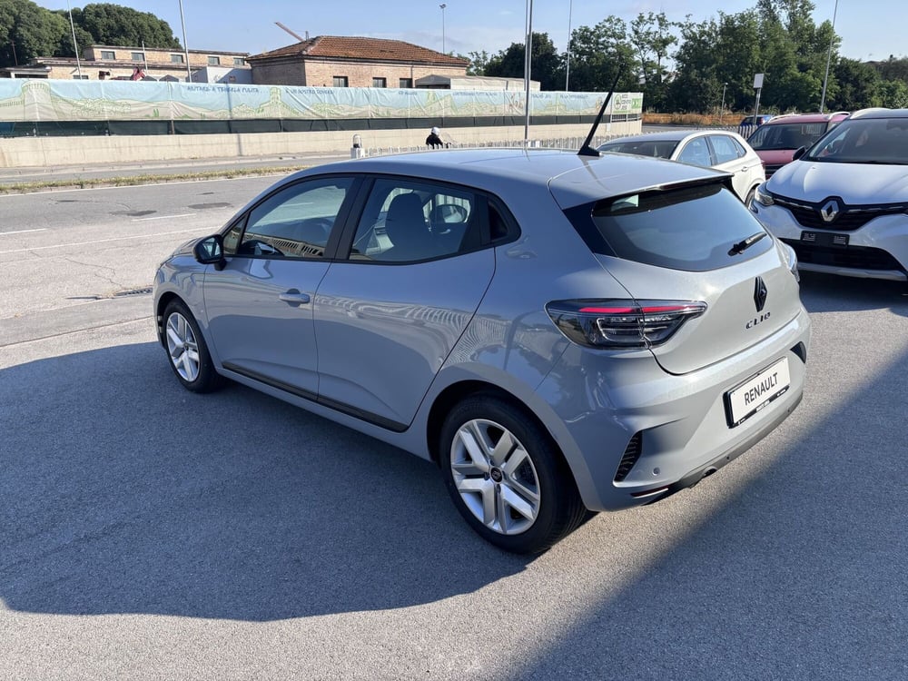 Renault Clio nuova a Ancona (7)