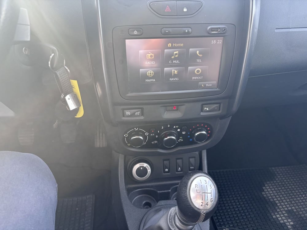Dacia Duster usata a Ancona (16)