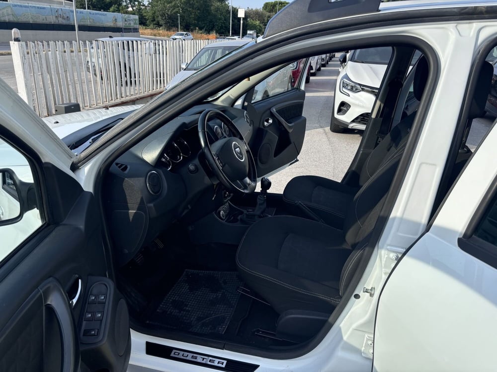 Dacia Duster usata a Ancona (9)